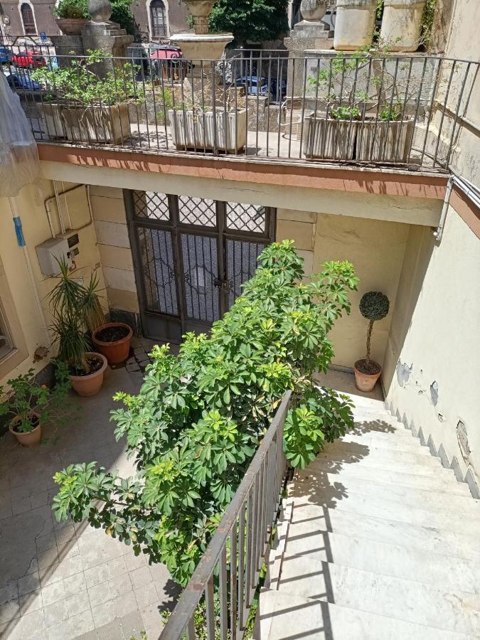 Residenza La Vecchia Cattedrale Catania Exterior photo